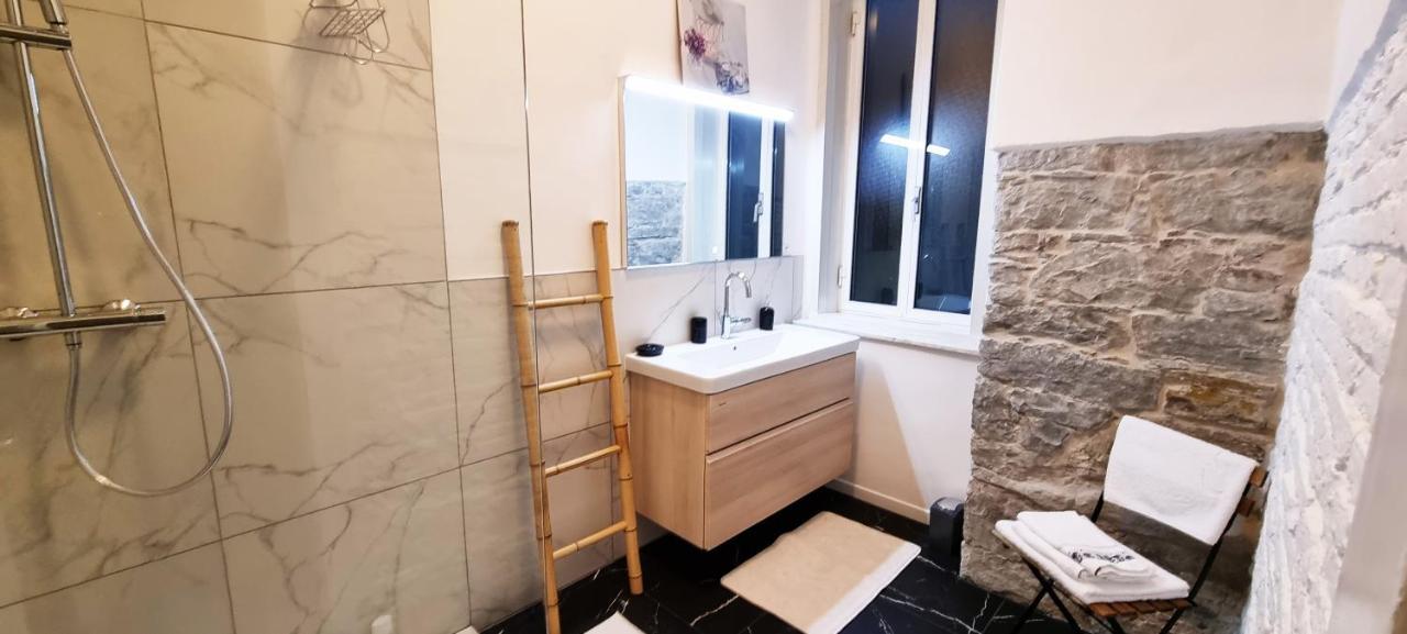Casa Bianca - 2 Bedroom Design Apartment Триест Экстерьер фото